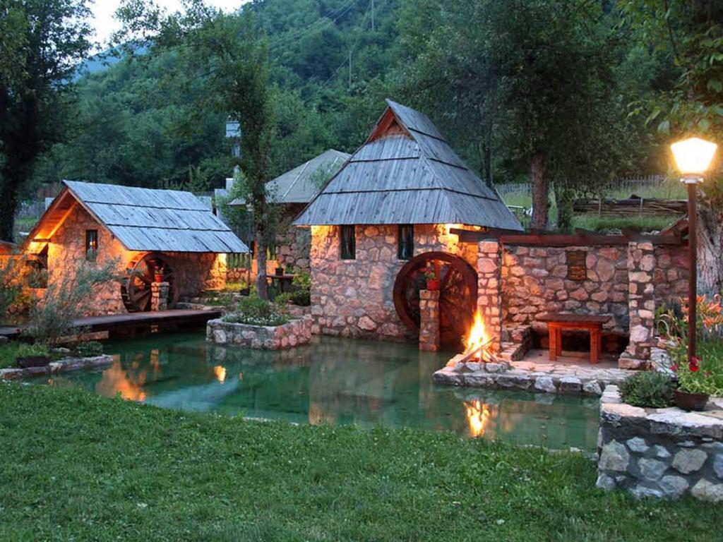 Rafting Camp Tara Center Tri Vodenice Bastasi Pokoj fotografie